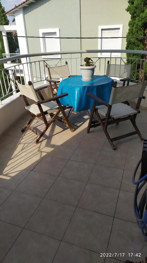 Appartement Iliana House à Néoi Epivátai Extérieur photo